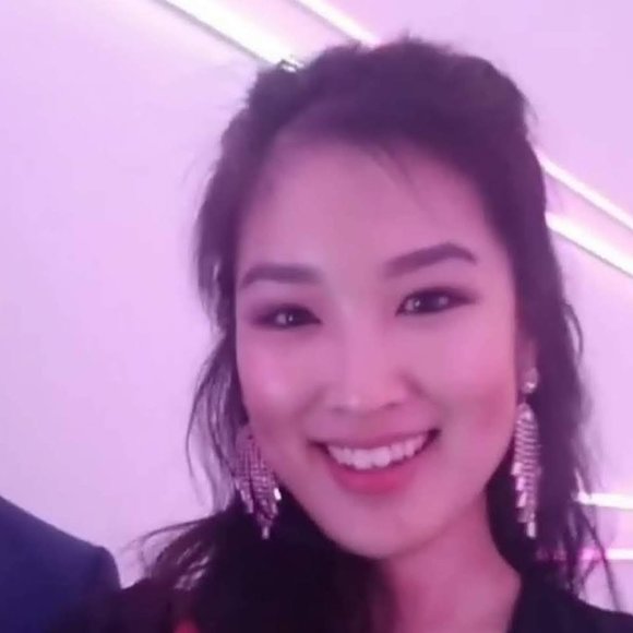 Meet the Posher, Mady - Picture 1 of 1